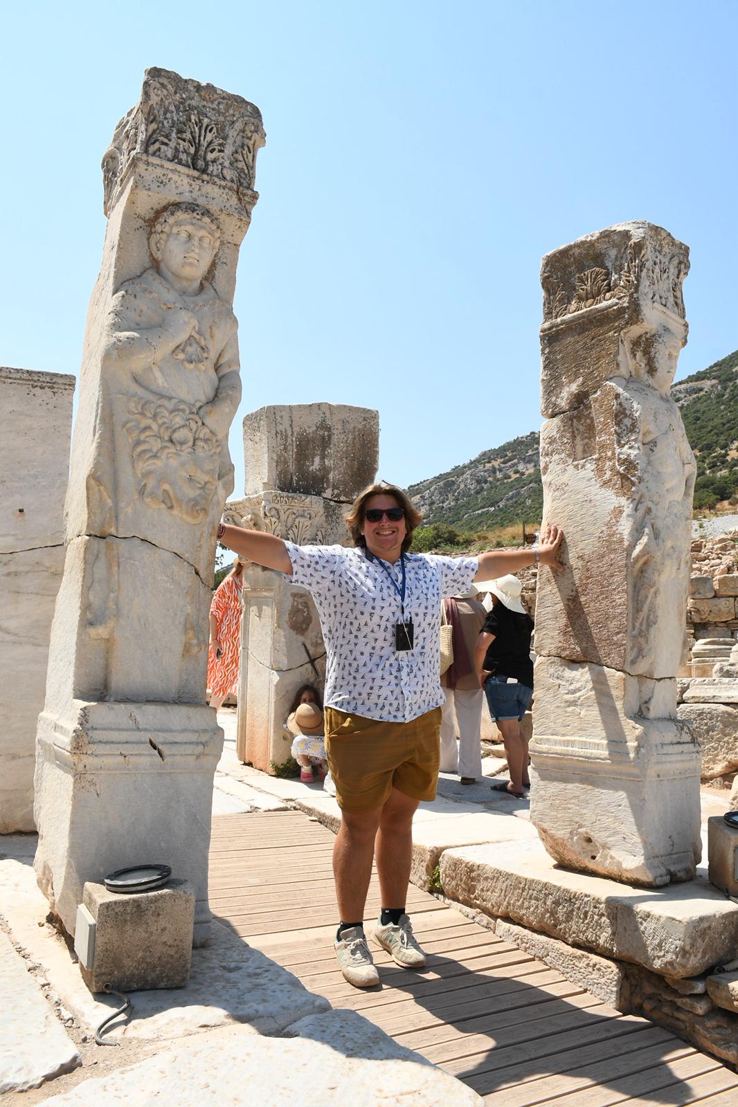 tour_guides_image